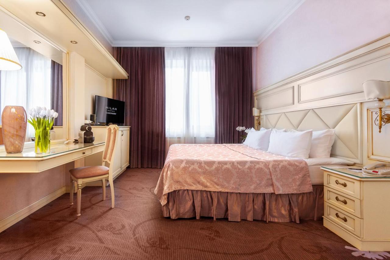 Milan Hotel Moskou Buitenkant foto